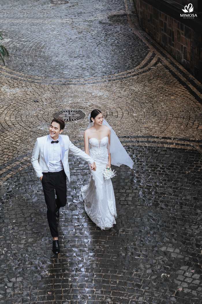 chup anh cuoi duong pho