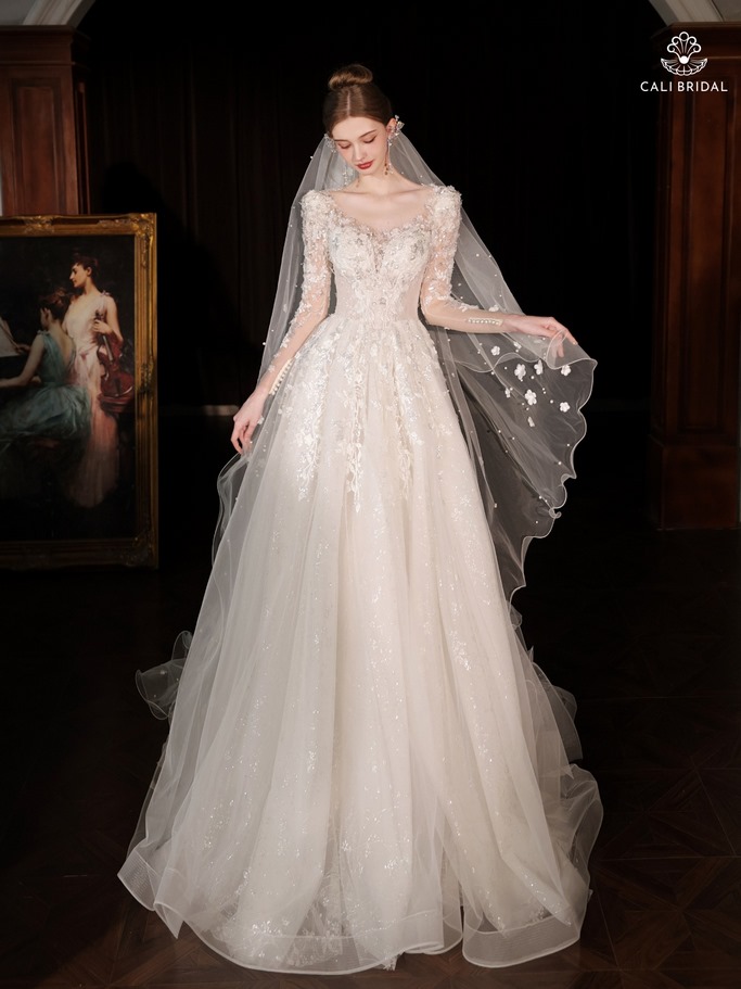 váy cưới tay dài