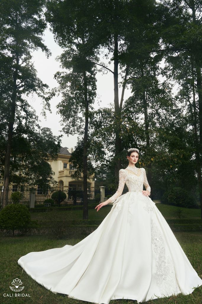 váy cưới tay dài