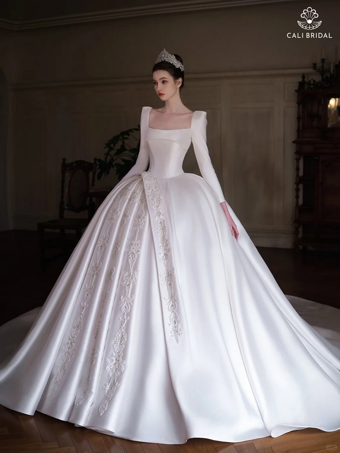 váy cưới tay dài