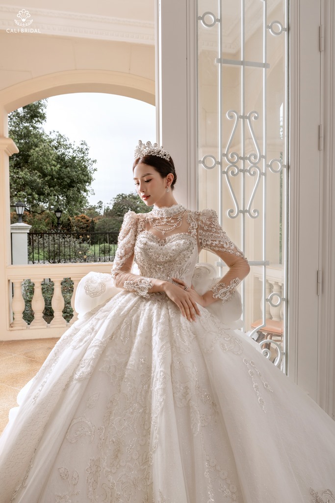 váy cưới tay dài